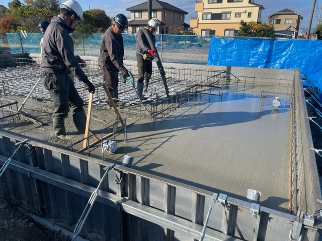 稲沢の住宅　基礎工事を進めています
